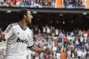 新赛季球员注册流程全面无纸化操作，球员注册信息