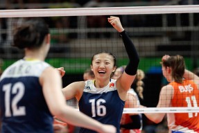 “橄榄球日”全民参与热情高涨