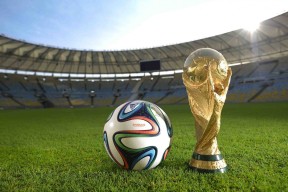 英超青训计划引入数字化情境模拟提升战术意识建立，英超球队训练基地