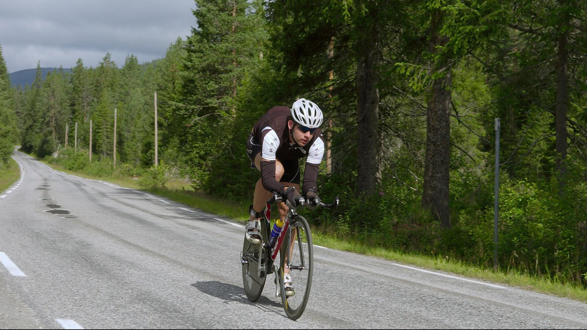 半决赛对塞尔维亚19‑18刺激淘汰